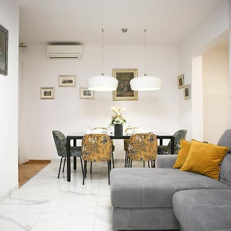 New & Luxury Apartment Tony Split Bagian luar foto